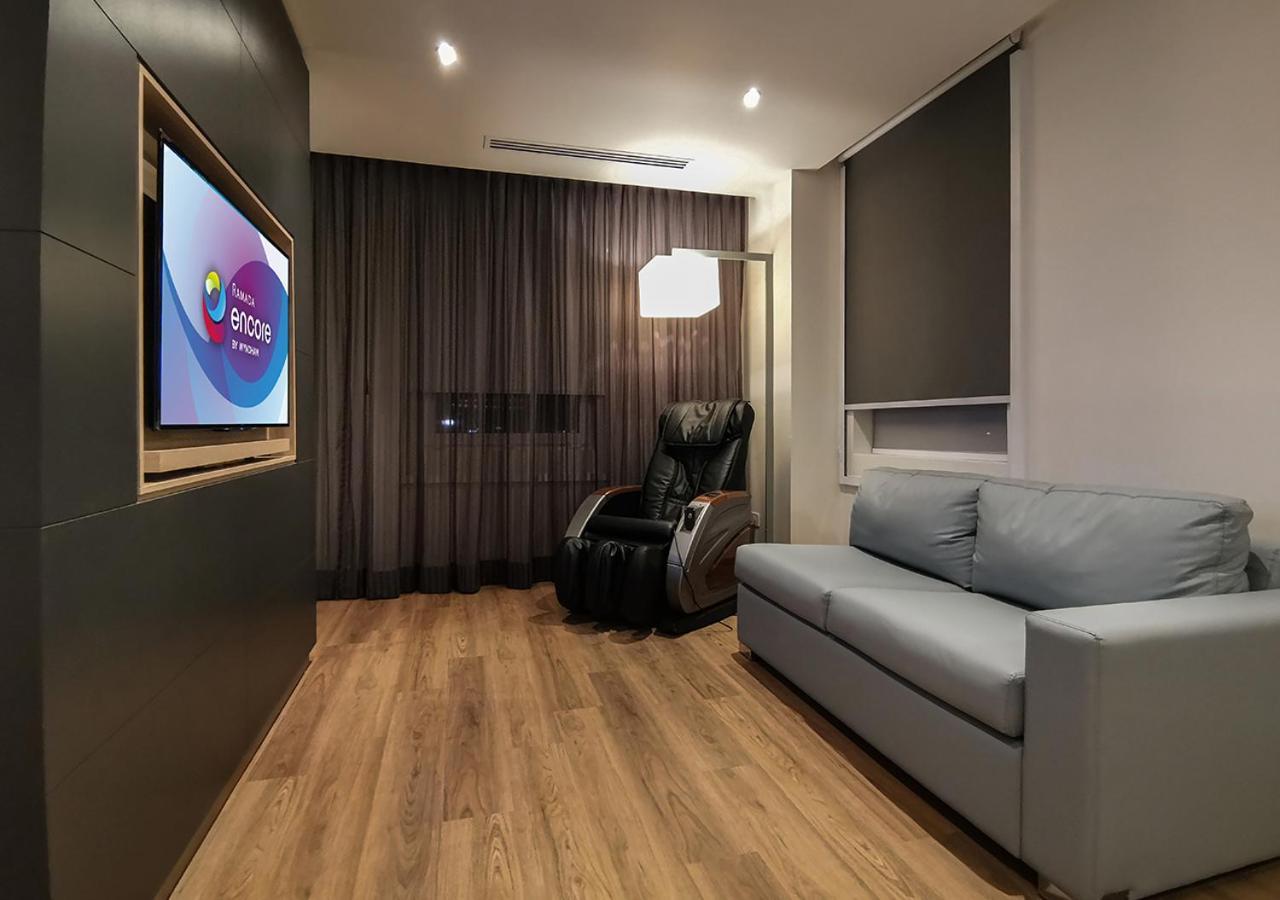 Ramada Encore By Wyndham Guadalajara Aeropuerto Las Pintas Luaran gambar