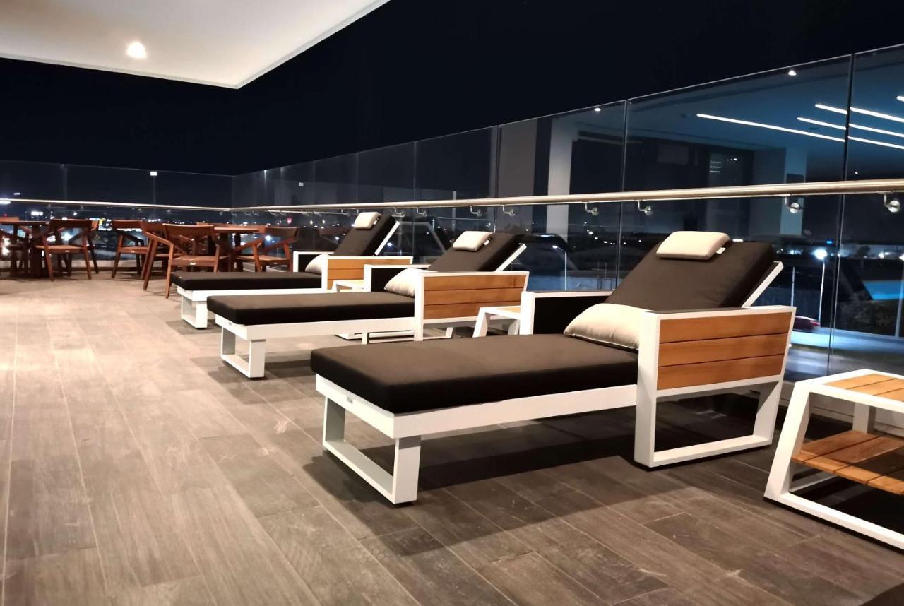 Ramada Encore By Wyndham Guadalajara Aeropuerto Las Pintas Luaran gambar