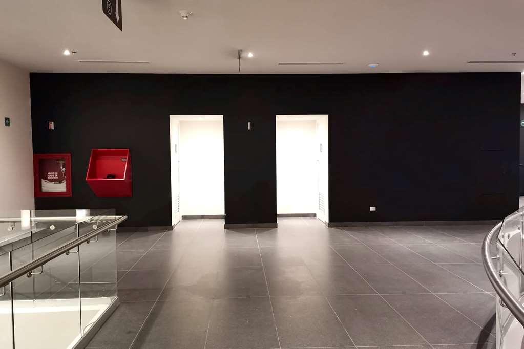 Ramada Encore By Wyndham Guadalajara Aeropuerto Las Pintas Kemudahan gambar